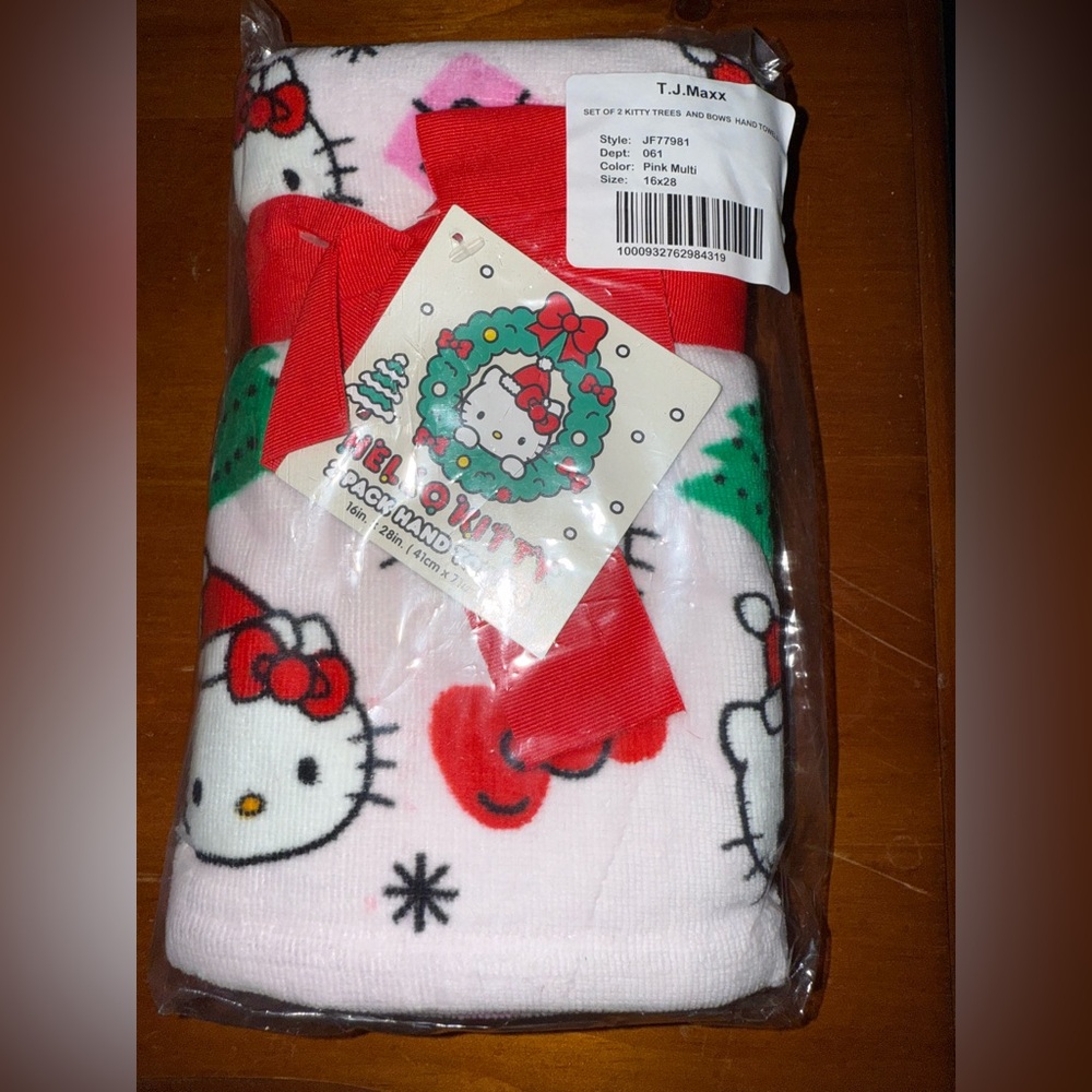 Hello Kitty Festive Pink and Red hand towels